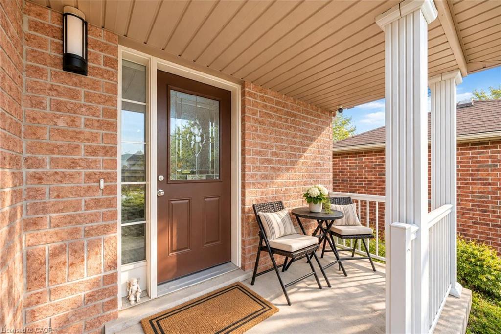 33 Washburn Drive, Guelph ON N1E 0B6