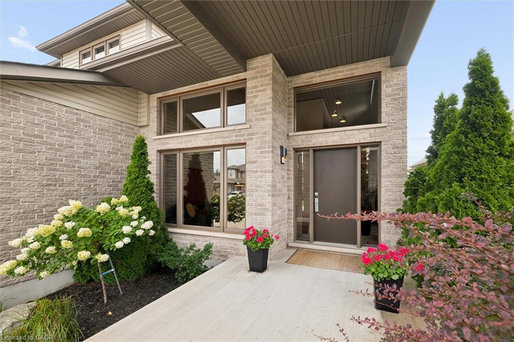 195 Townsend Drive, Breslau ON N0B 1M0