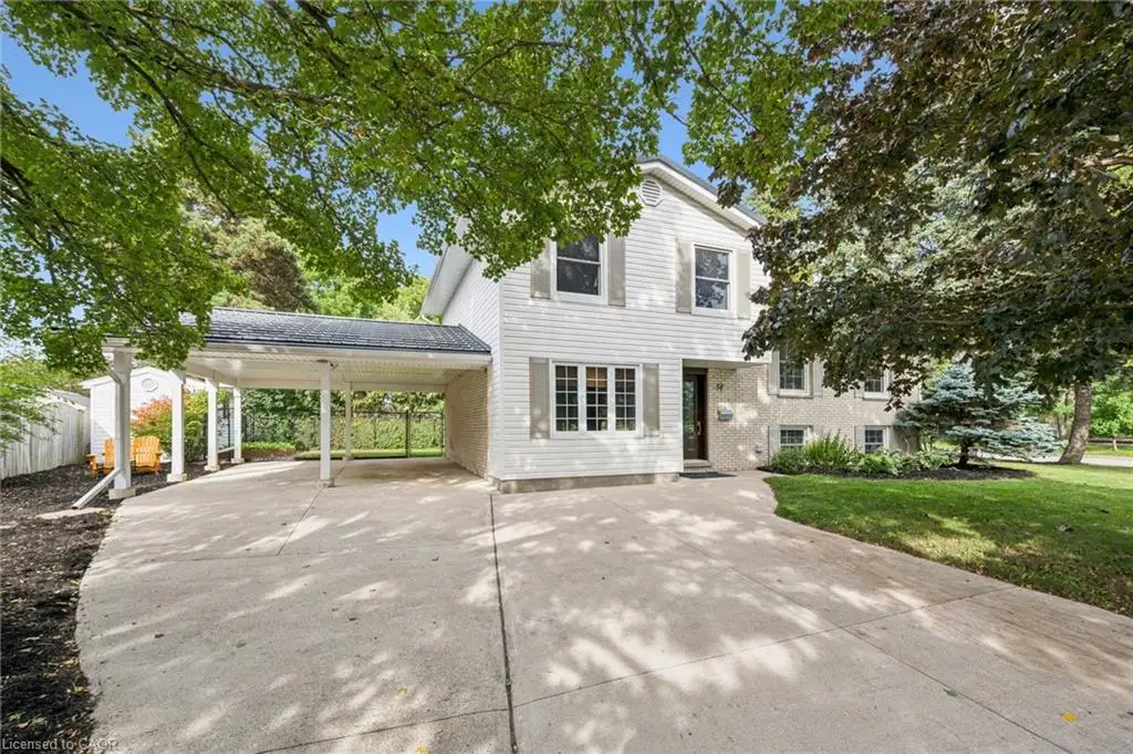 Plenty of parking in the double driveway/double carport