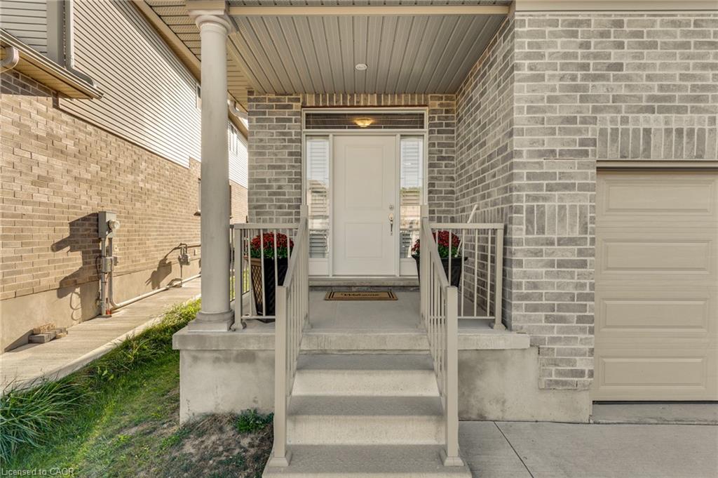 213 Ladyslipper Drive, Waterloo ON N2V 0E2