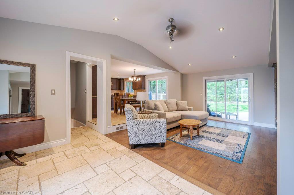 1376 Cedar Creek Road, North Dumfries ON N1R 5S5
