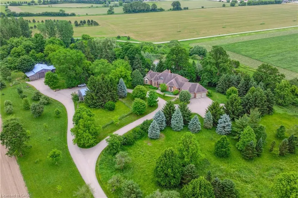 1492 Maple Bend Road, Breslau ON N0B 1M0