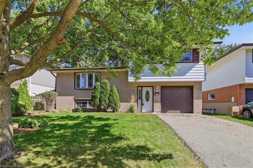 40 Kenmore Avenue, Cambridge ON N1S 3H6