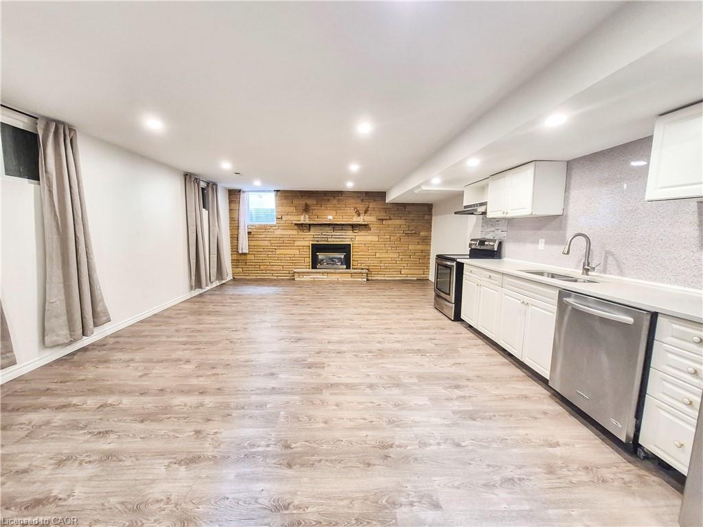 11 Duncairn Avenue, Kitchener ON N2M 4S5