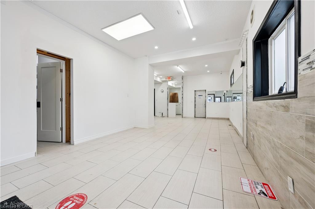 496 King Street E, Kitchener ON N2G 2L6