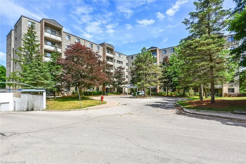 206-93 Westwood Road, Guelph ON N1H 7J7