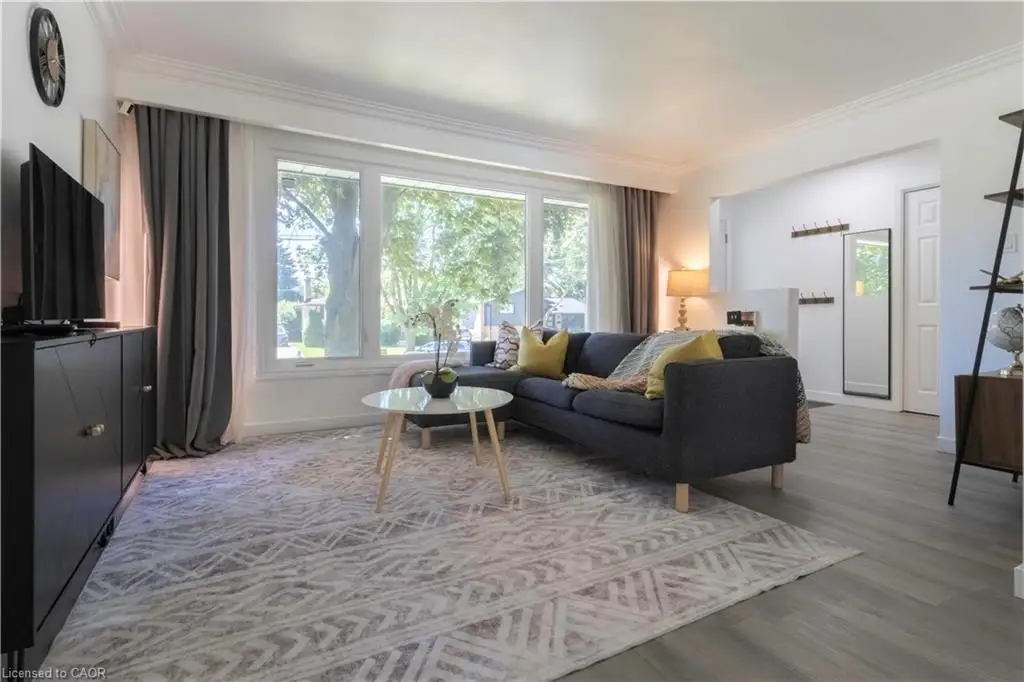 34 Golfview Road, Guelph ON N1E 1A6
