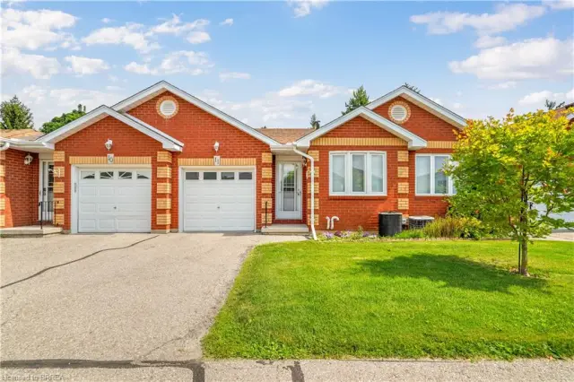 11-1 Buchanan Crescent, Brantford ON N3P 2B2
