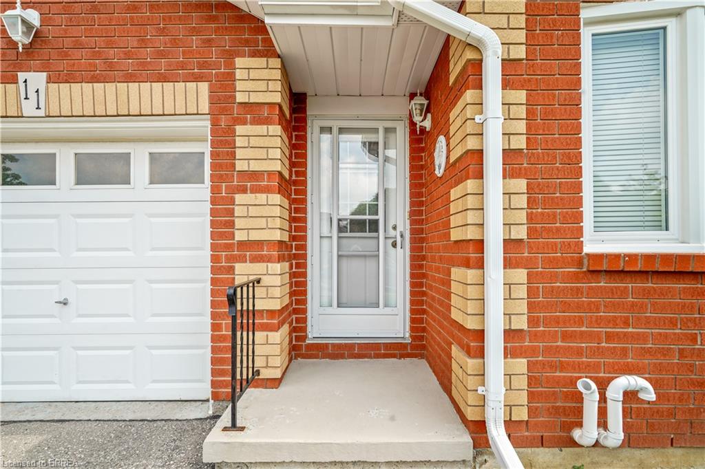 11-1 Buchanan Crescent, Brantford ON N3P 2B2