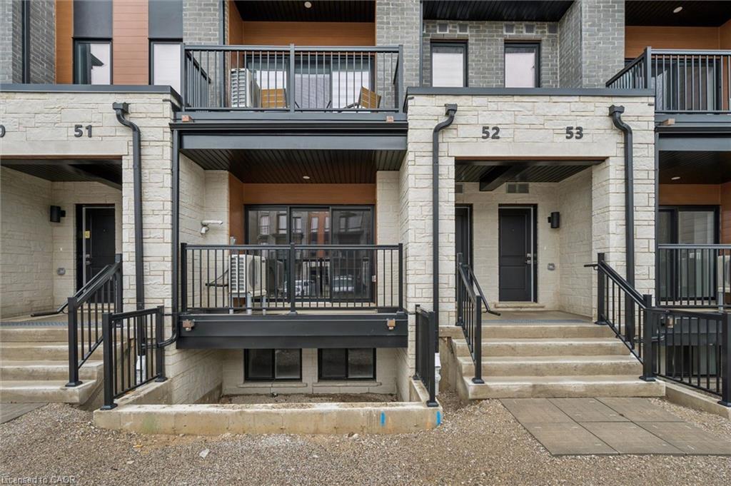 C052-525 Erinbrook Drive, Kitchener ON N2E 3T1