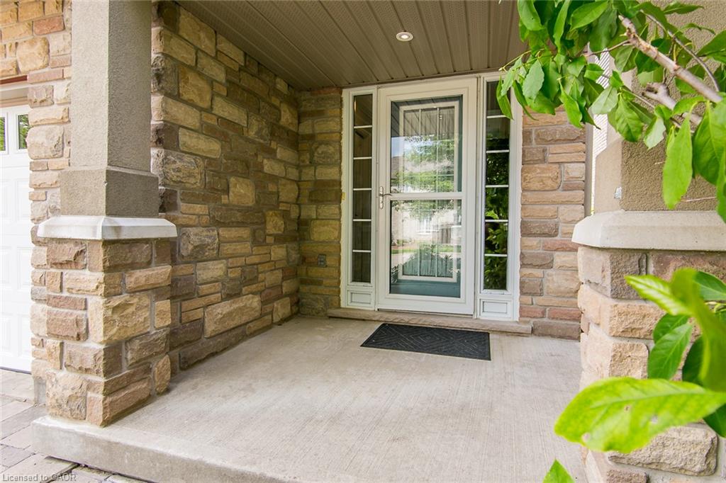 563 Woolgrass Avenue, Waterloo ON N2V 2Y2