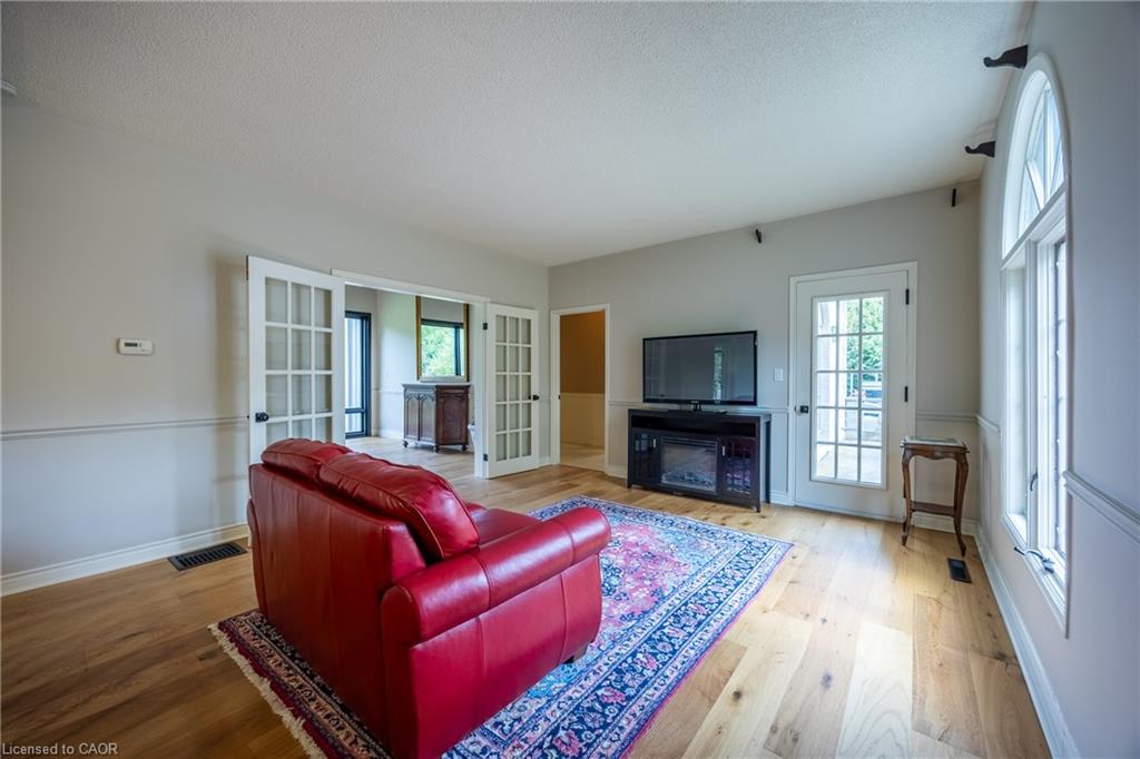 46 Tutela Heights Road, Brantford ON N3T 1A1