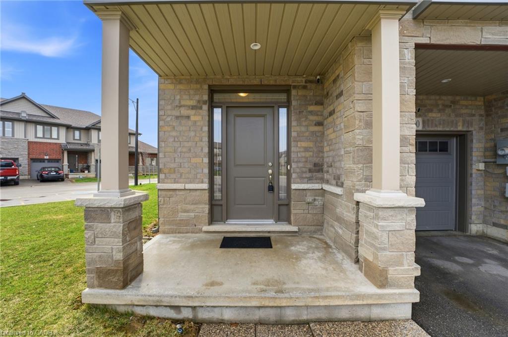 160-77 Diana Avenue, Brantford ON N3T 0R6