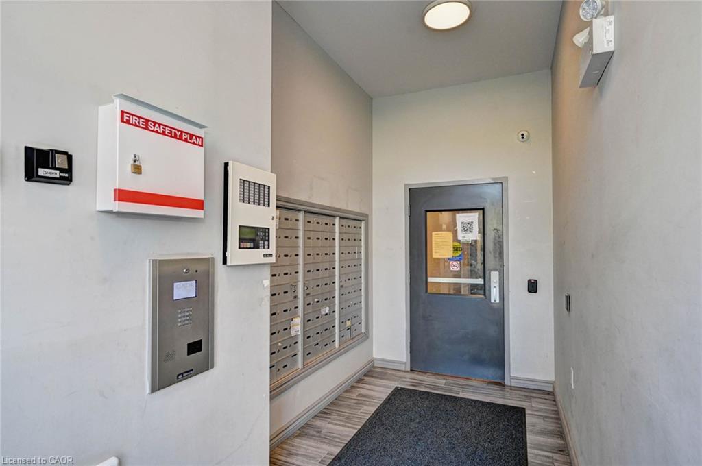 F209-275 Larch Street, Waterloo ON N2L 3R2
