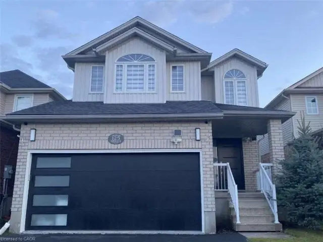 125 Steepleridge Street, Kitchener ON N2P 2W2