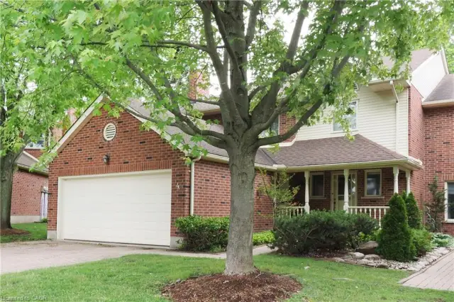 4-405 Glasgow Street, Kitchener ON N2M 2N1
