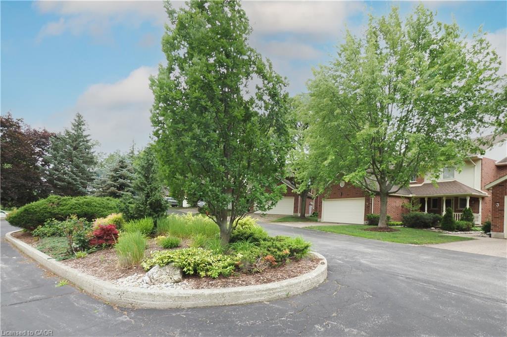 4-405 Glasgow Street, Kitchener ON N2M 2N1