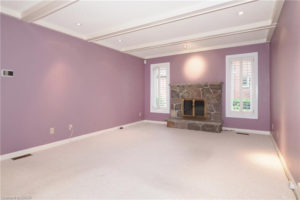 4-405 Glasgow Street, Kitchener ON N2M 2N1