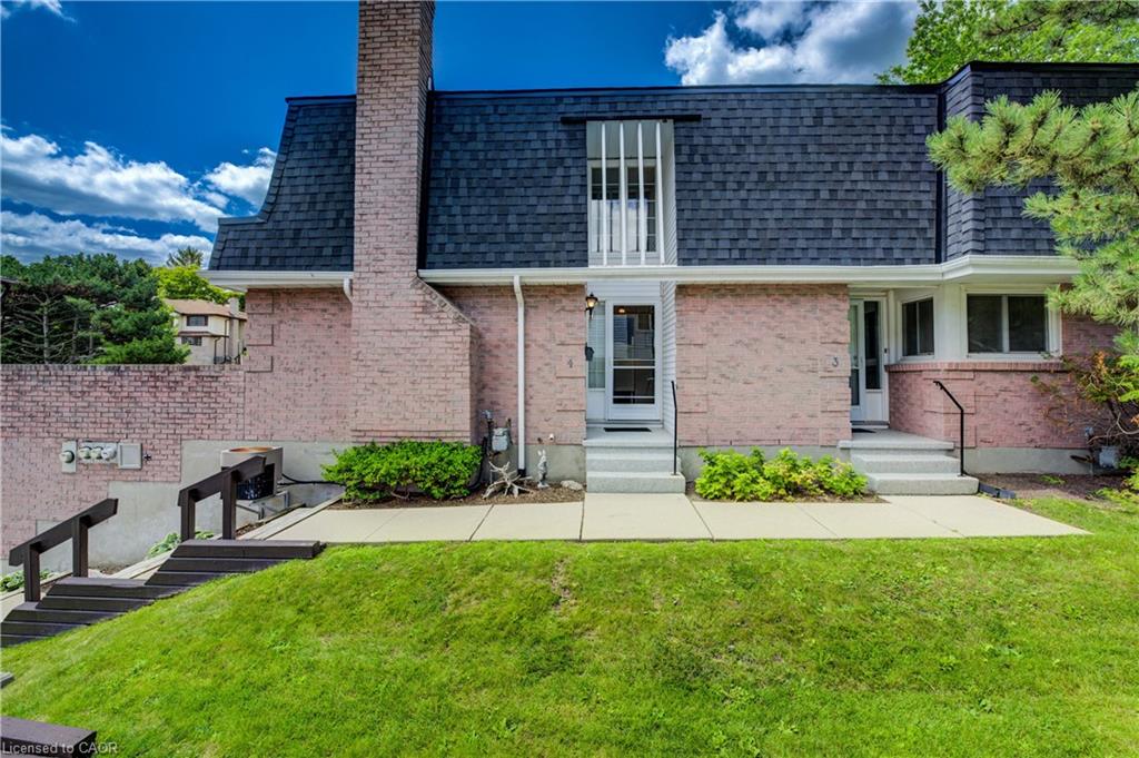 4-493 Beechwood Drive, Waterloo ON N2T 1H8