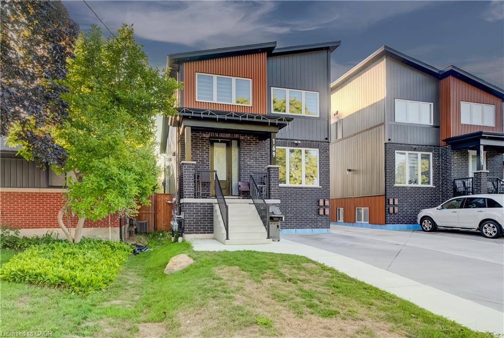 169 Fifth Avenue, Kitchener ON N2C 1P6