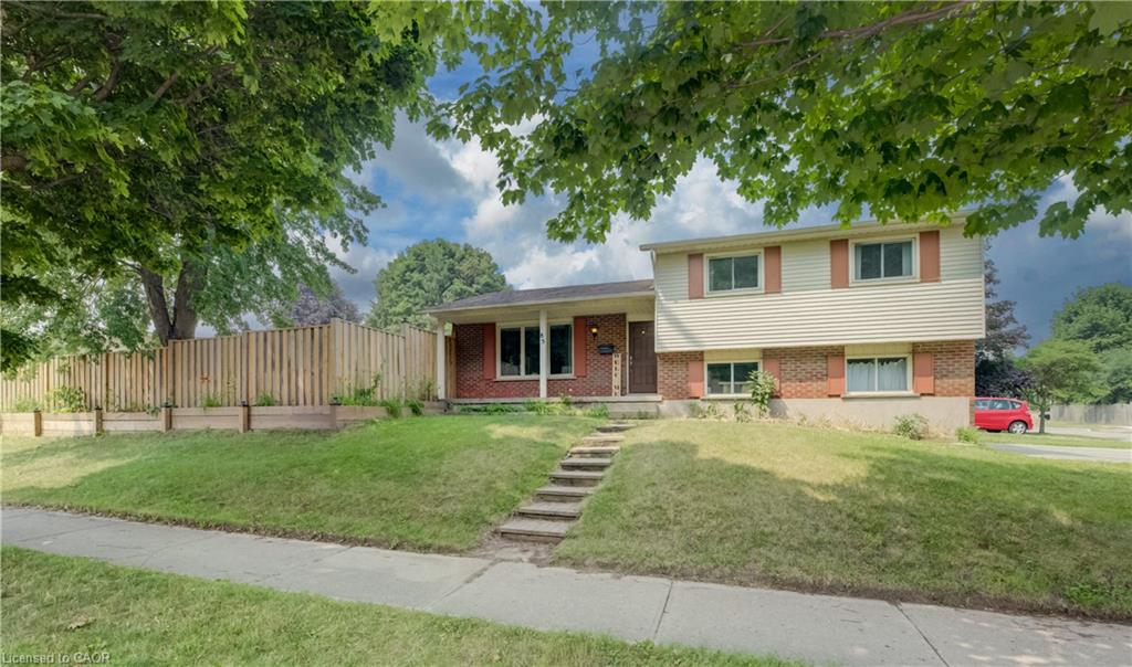 85 Foxhunt Road, Waterloo ON N2K 2R8