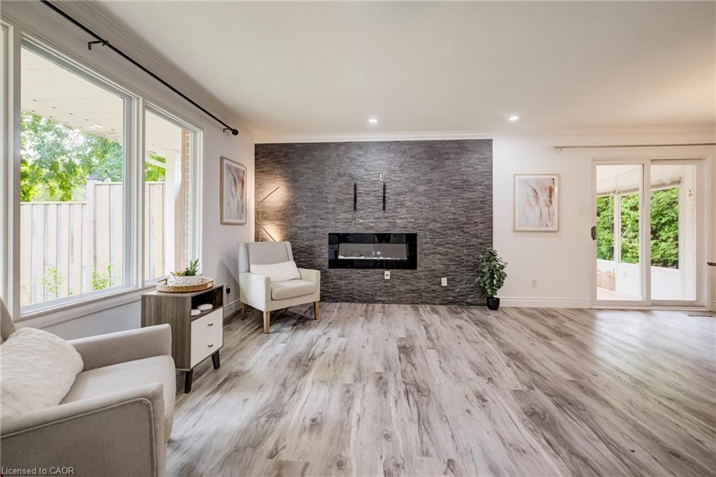 85 Foxhunt Road, Waterloo ON N2K 2R8