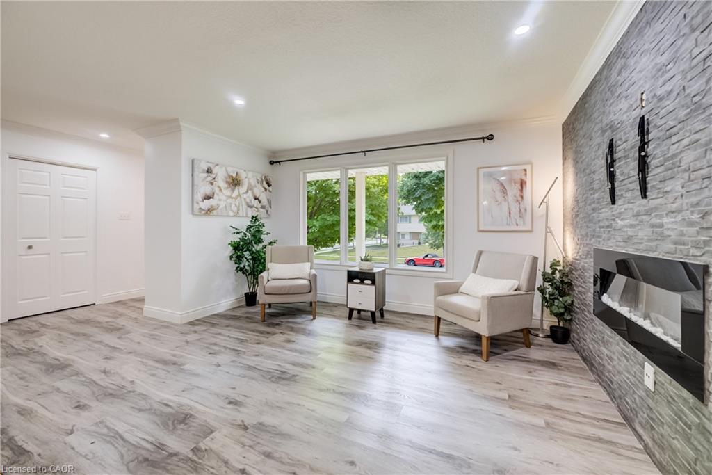 85 Foxhunt Road, Waterloo ON N2K 2R8