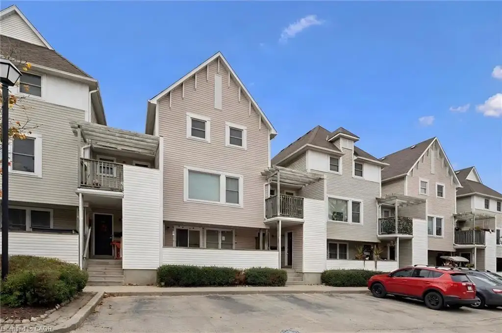 47-461 Beechwood Place, Waterloo ON N2T 2N8