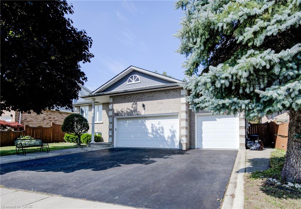 258 Saginaw Parkway, Cambridge ON N1T 1R7