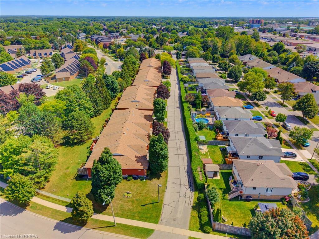 2-1 Buchanan Crescent, Brantford ON N3P 2B2