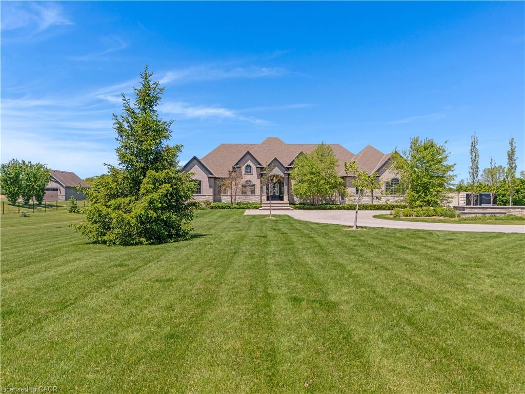 214 Jerseyville Road, Brantford ON N3T 5M1