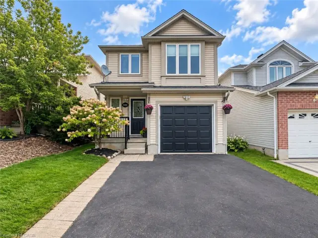 608 Royal Fern Street, Waterloo ON N2V 2P5