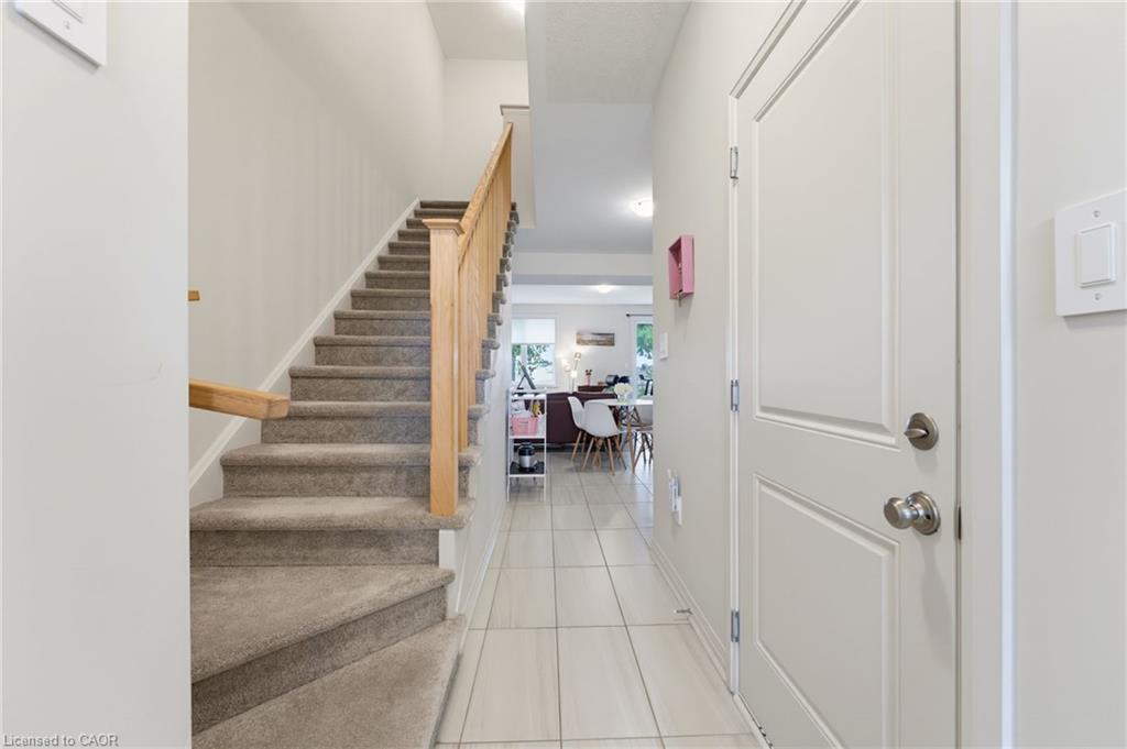 160 Middleton Street, Thamesford, Main Entrance Hallway