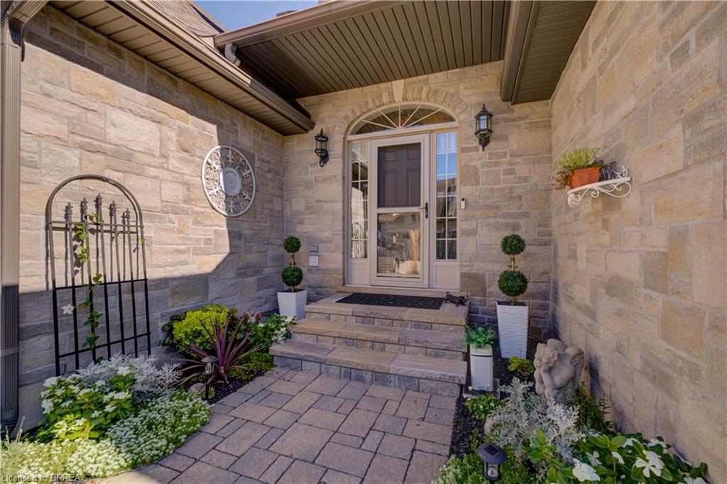9-60 Dufferin Avenue, Brantford ON N3T 0J1