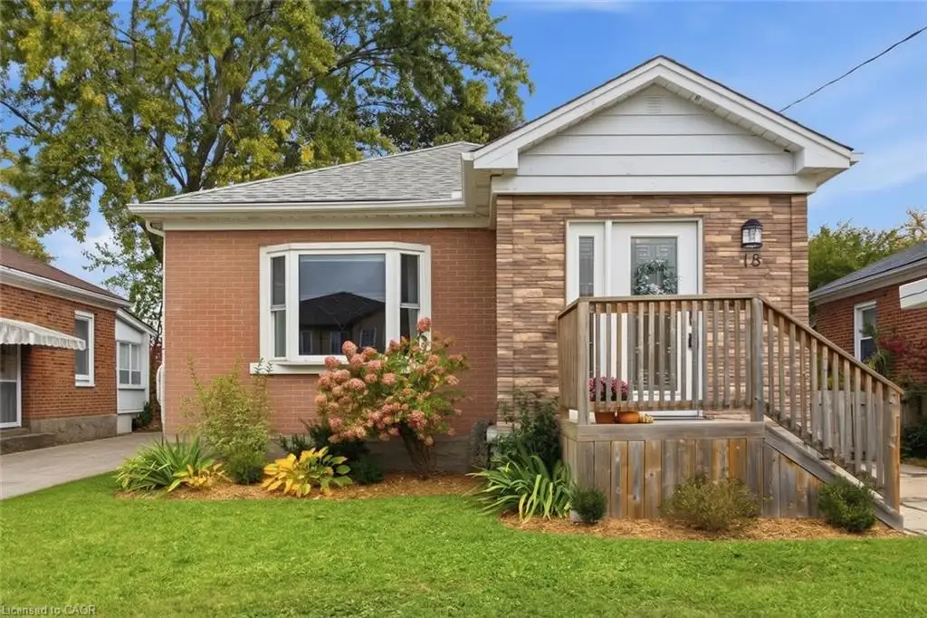 18 Birch Avenue, Kitchener ON N2H 4W5