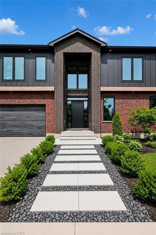 11 Cherrywood Lane, Fergus ON N1M 2W3