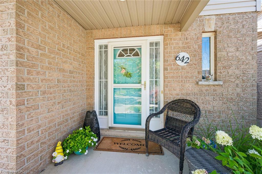 642 Interlaken Drive, Waterloo ON N2T 2Y5
