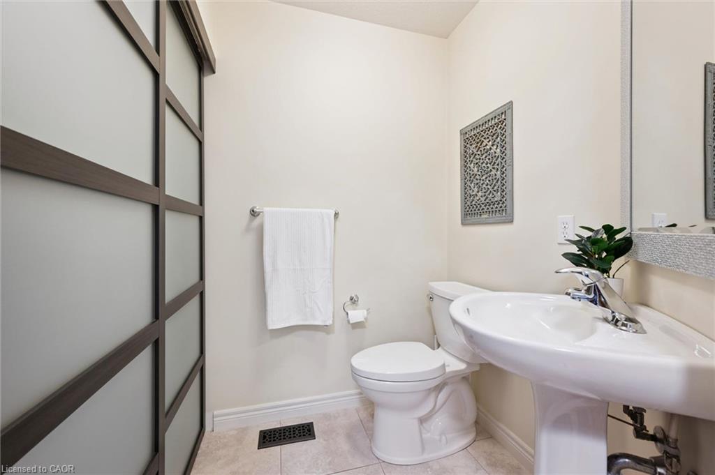 642 Interlaken Drive, Waterloo ON N2T 2Y5