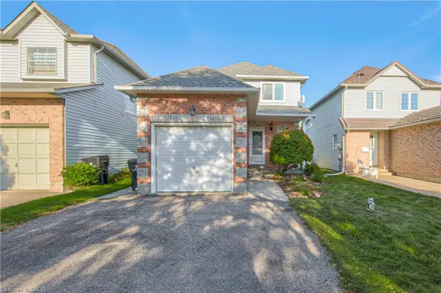 47 Hilltop Drive, Ayr ON N0B 1E0