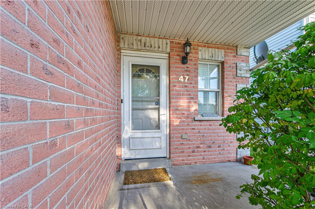 47 Hilltop Drive, Ayr ON N0B 1E0
