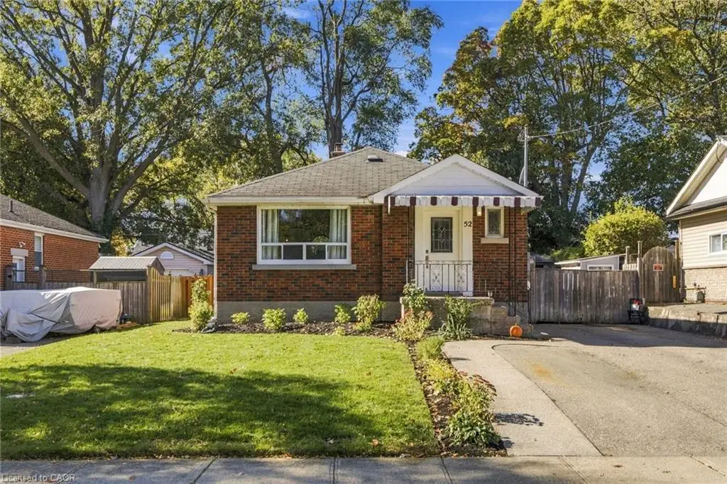 52 Dudhope Avenue, Cambridge ON N1R 4T5