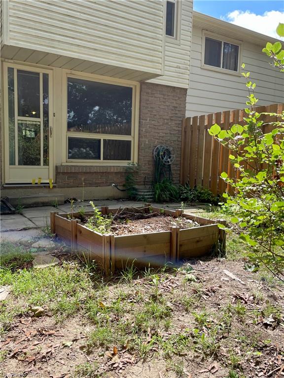 45-165 Green Valley Drive, Kitchener ON N2P 1K3