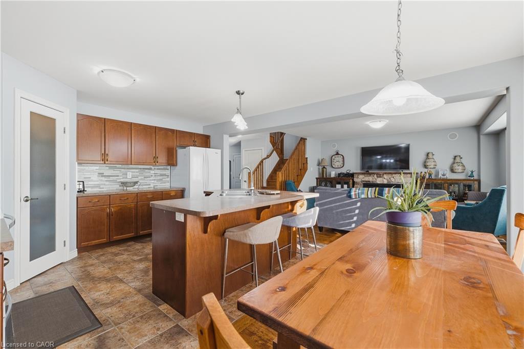 23 Doon Creek Street, Kitchener ON N2R 0B4