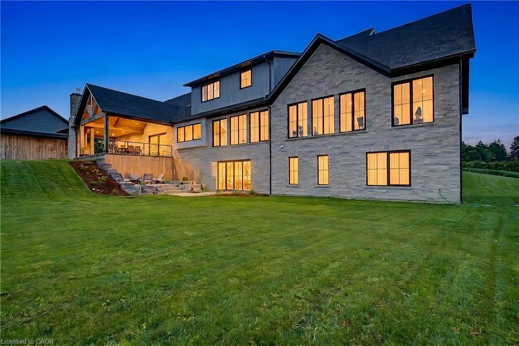 742 Country Squire Road, Waterloo ON N2J 4G8