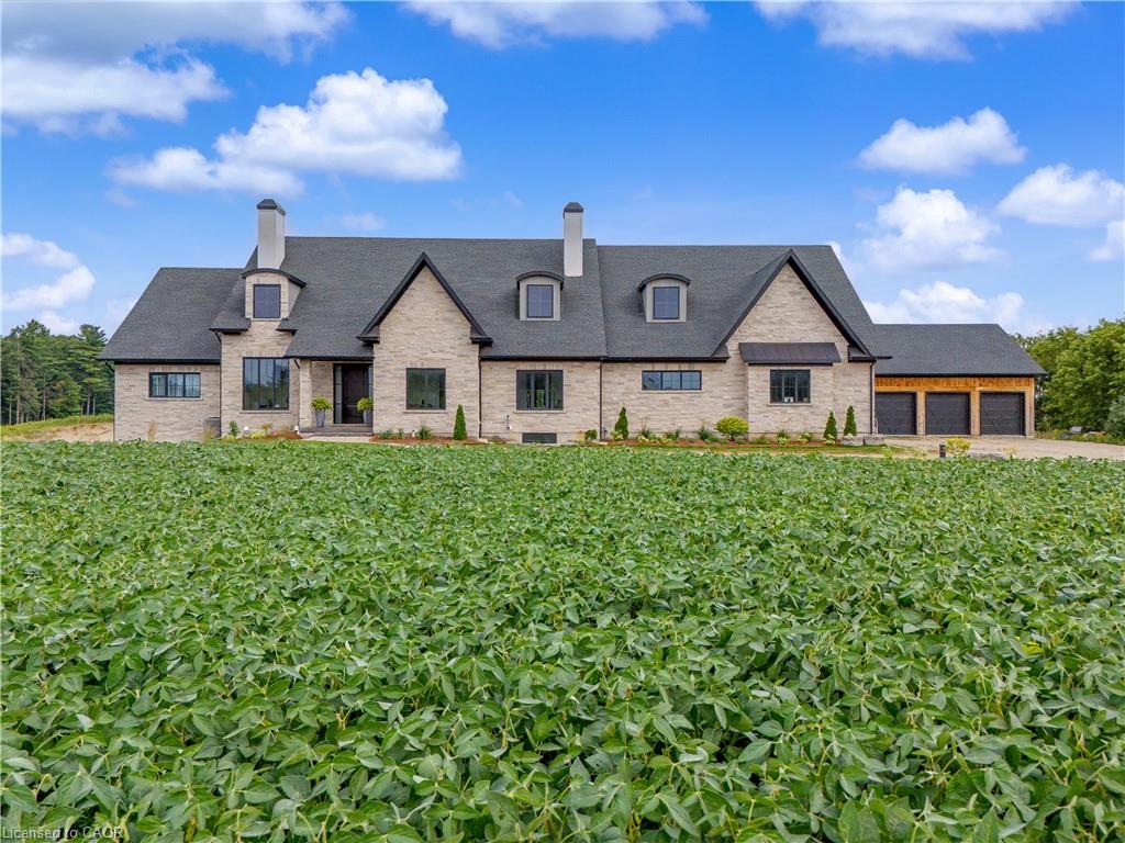 742 Country Squire Road, Waterloo ON N2J 4G8