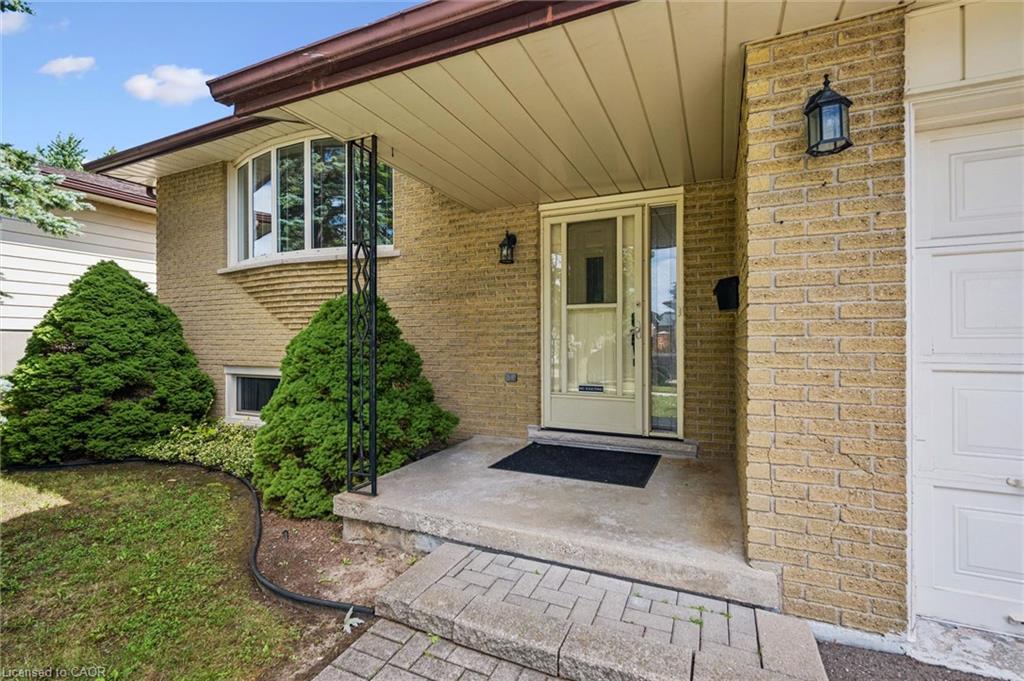 309 Toll Gate Boulevard, Waterloo ON N2L 4M5