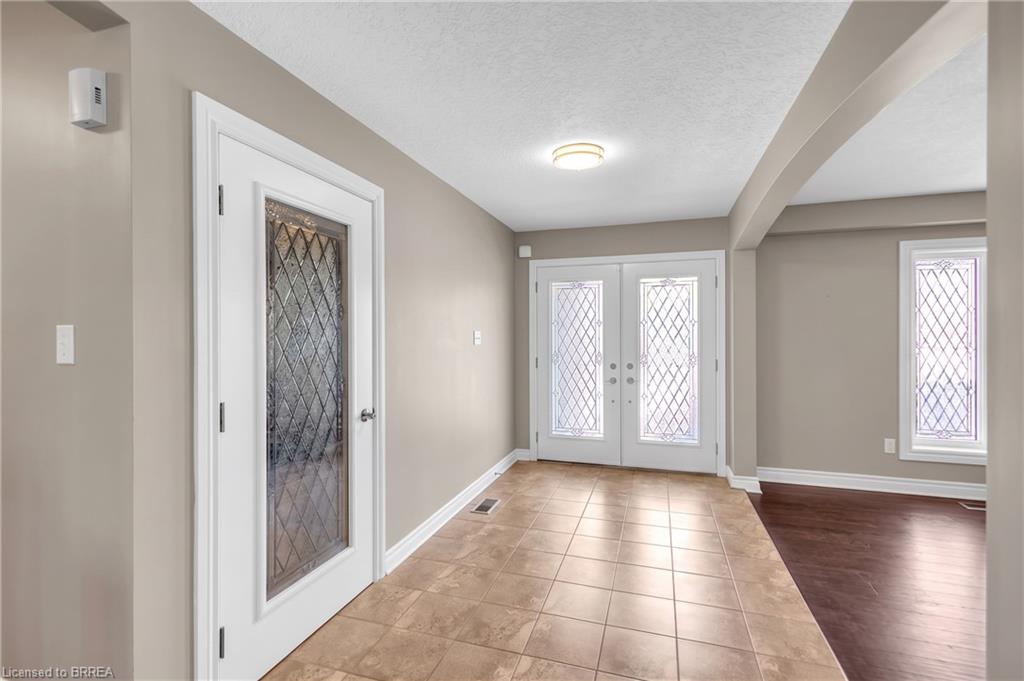 69 Hunter Way, Brantford ON N3T 0A2