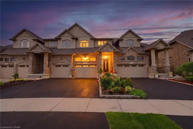 123 Oak Park Drive, Waterloo ON N2K 0B3