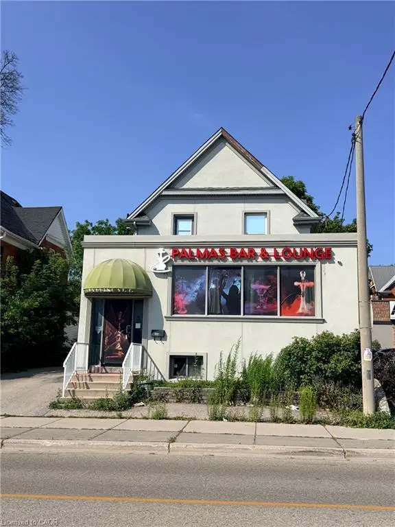 612 King Street E, Kitchener ON N2G 2M1