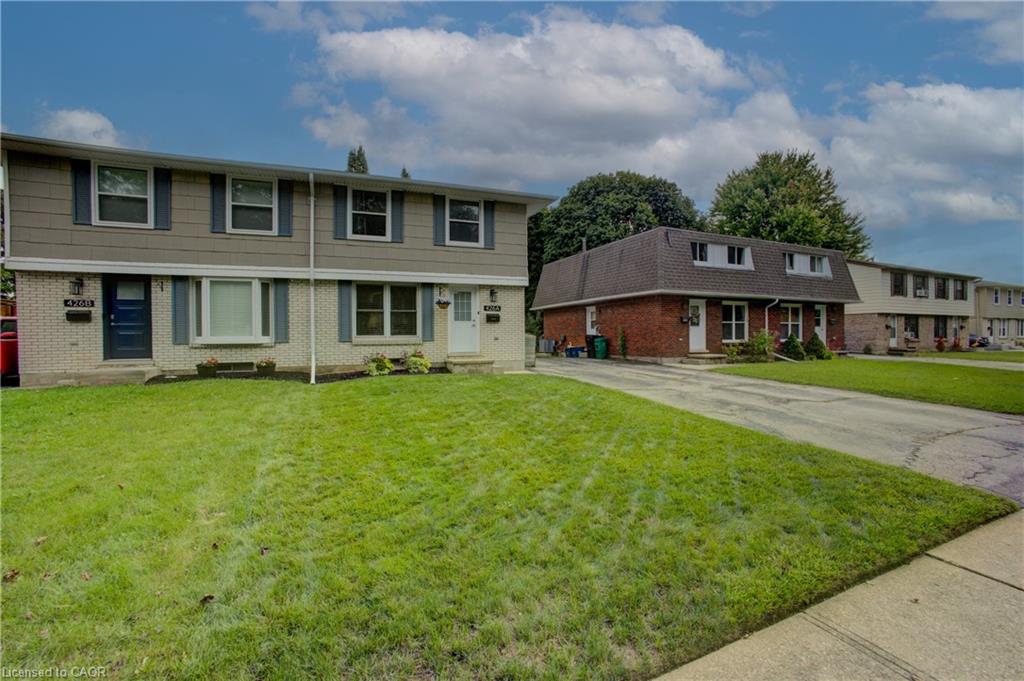 426A Dunvegan Drive, Waterloo ON N2K 2C7